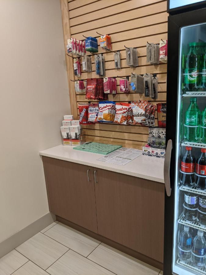 Holiday Inn Express South Burlington By Ihg Экстерьер фото