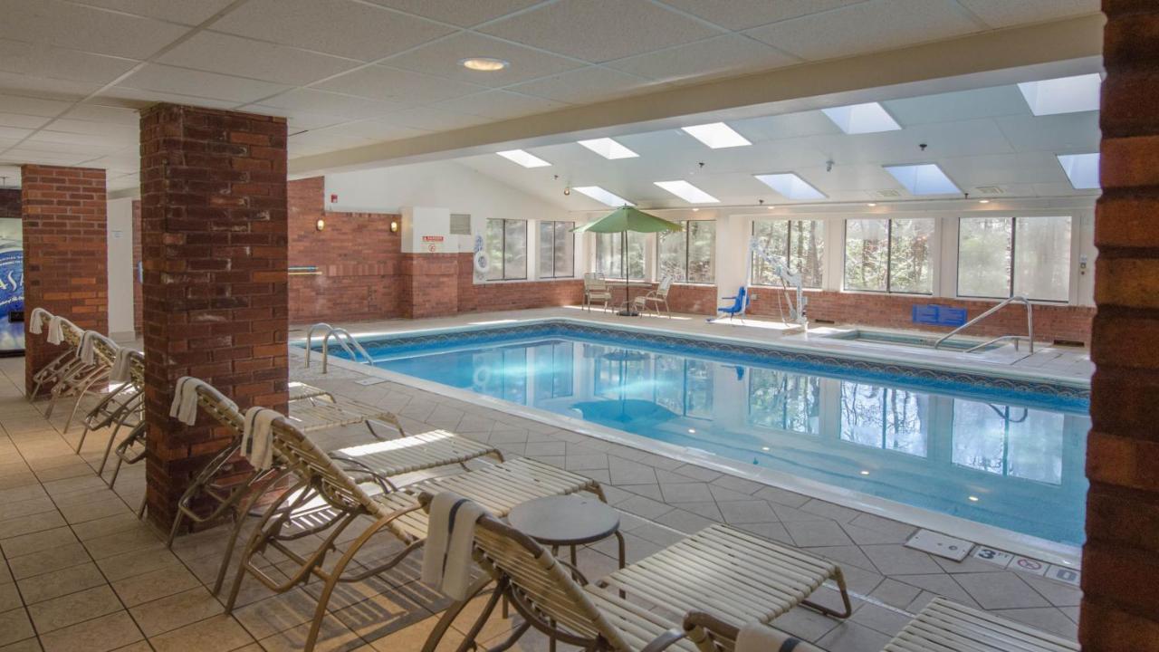 Holiday Inn Express South Burlington By Ihg Экстерьер фото
