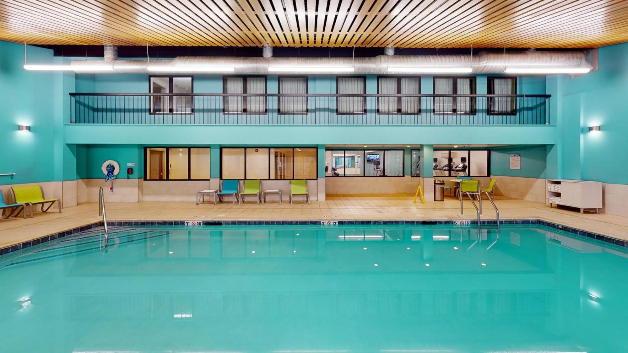 Holiday Inn Express South Burlington By Ihg Экстерьер фото